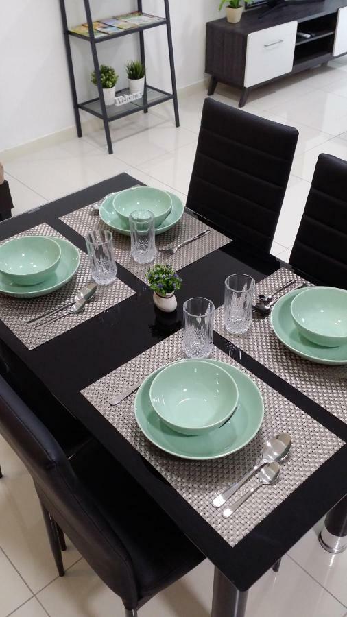 Happy Homestay@Icon City Petaling Jaya Sunway Subang Exterior photo